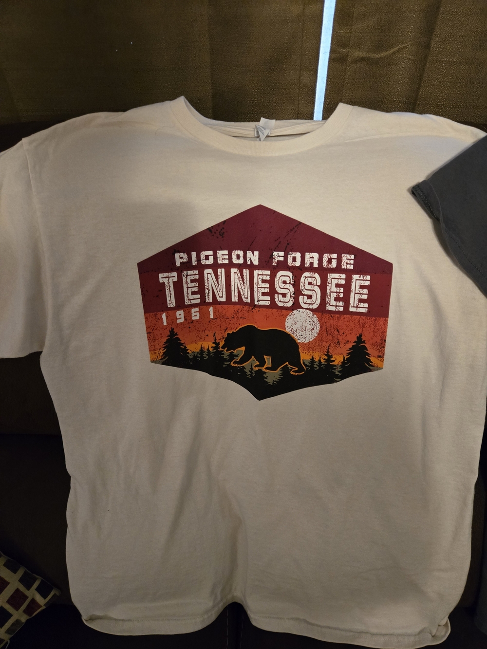 Pigeon Forge, Smoky Mountains TN Shirts - Picture 3 of 3